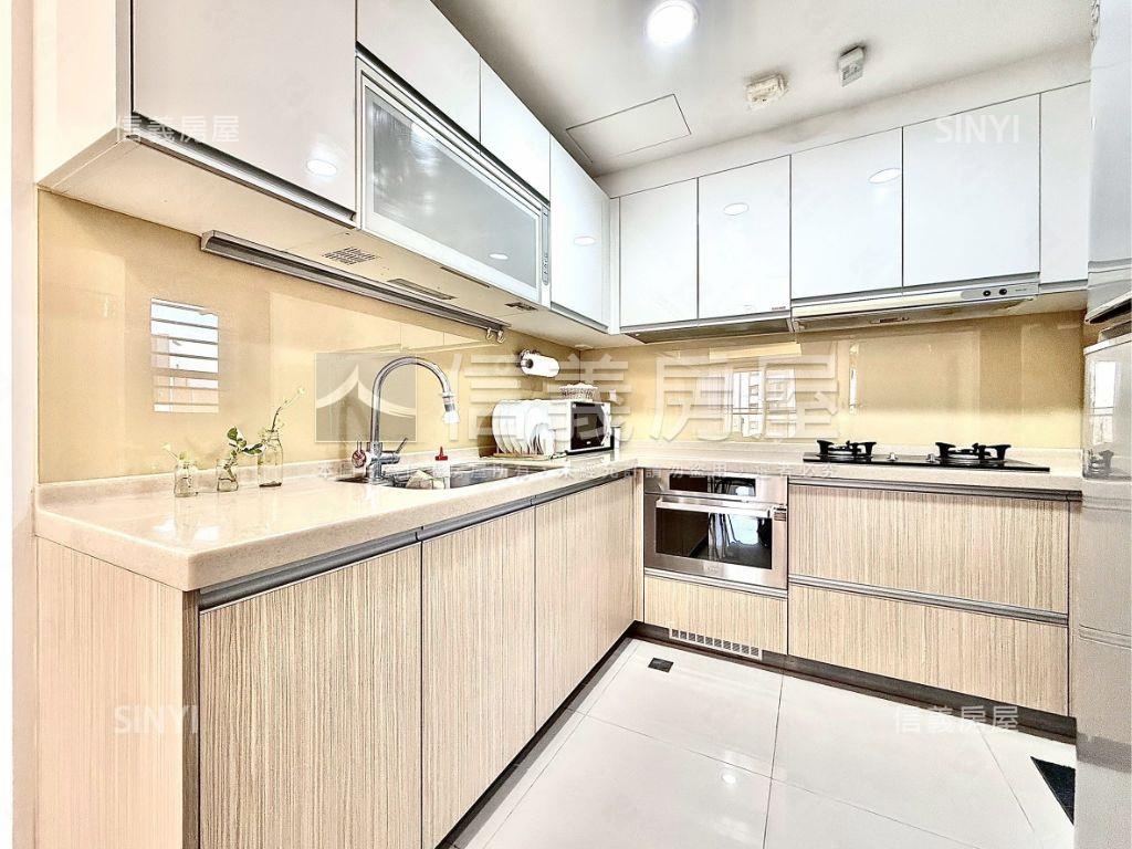 國聚三房平車高樓視野戶房屋室內格局與周邊環境