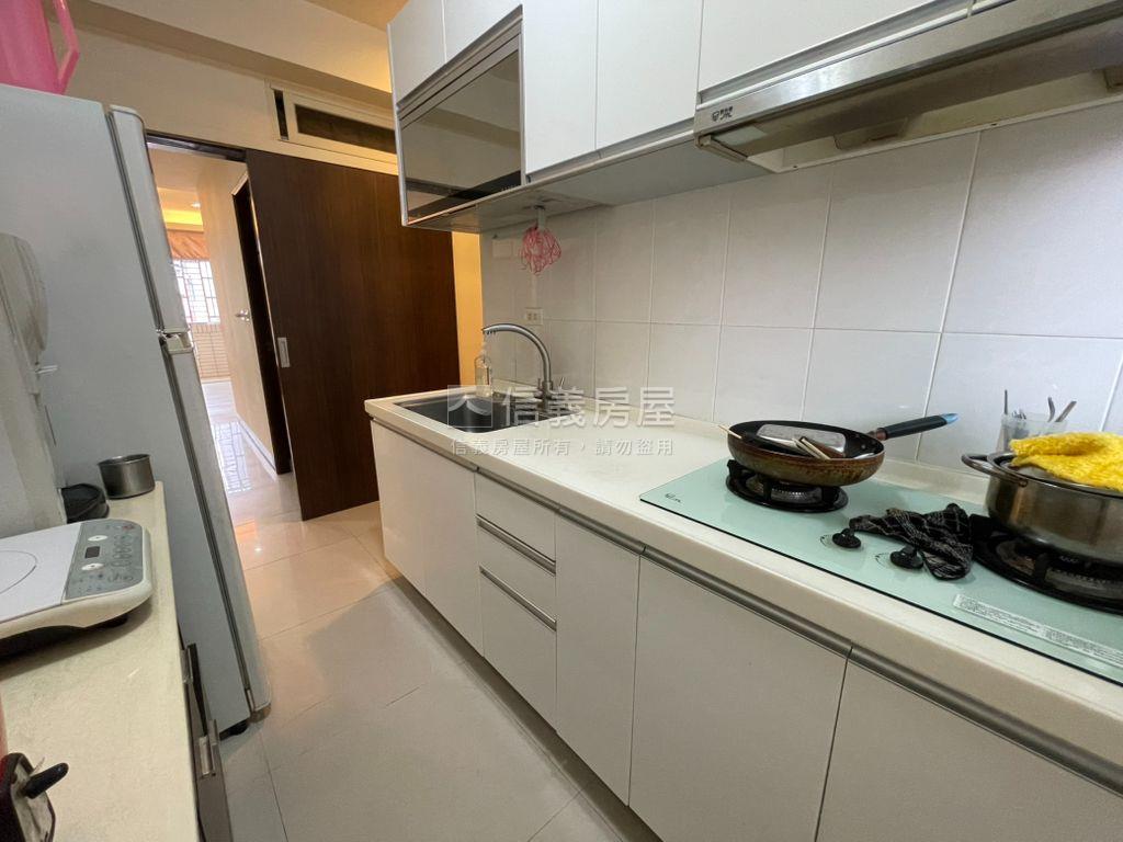 幸福中平四房美寓房屋室內格局與周邊環境