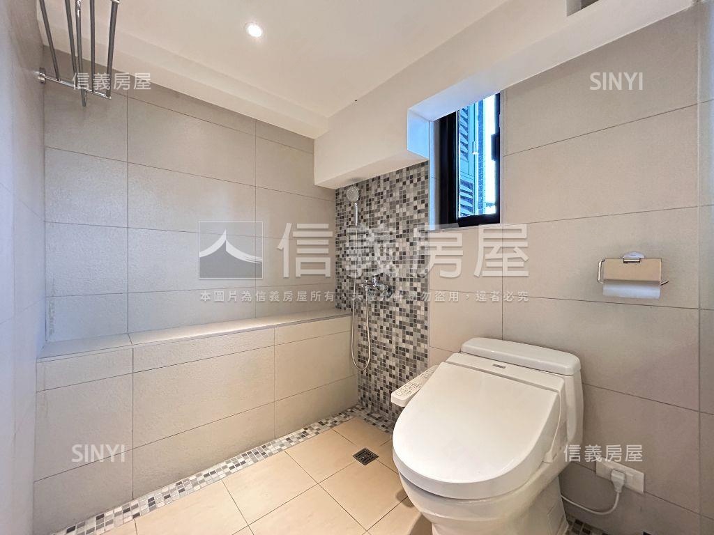 萬隆捷運。高質感車位美宅房屋室內格局與周邊環境