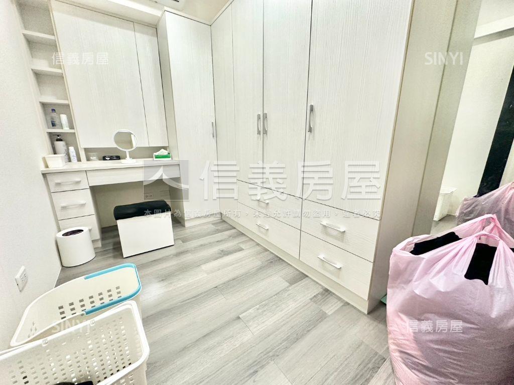 羅馬綠景三房平面車位房屋室內格局與周邊環境