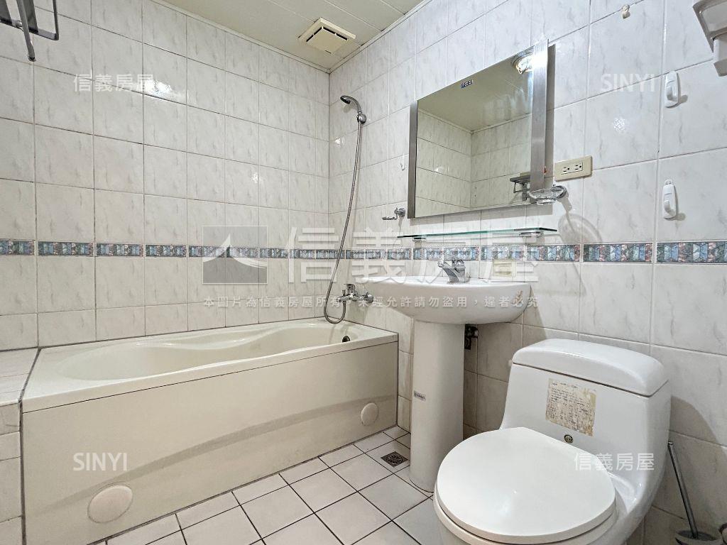 專任市政新境３房平車視野房屋室內格局與周邊環境