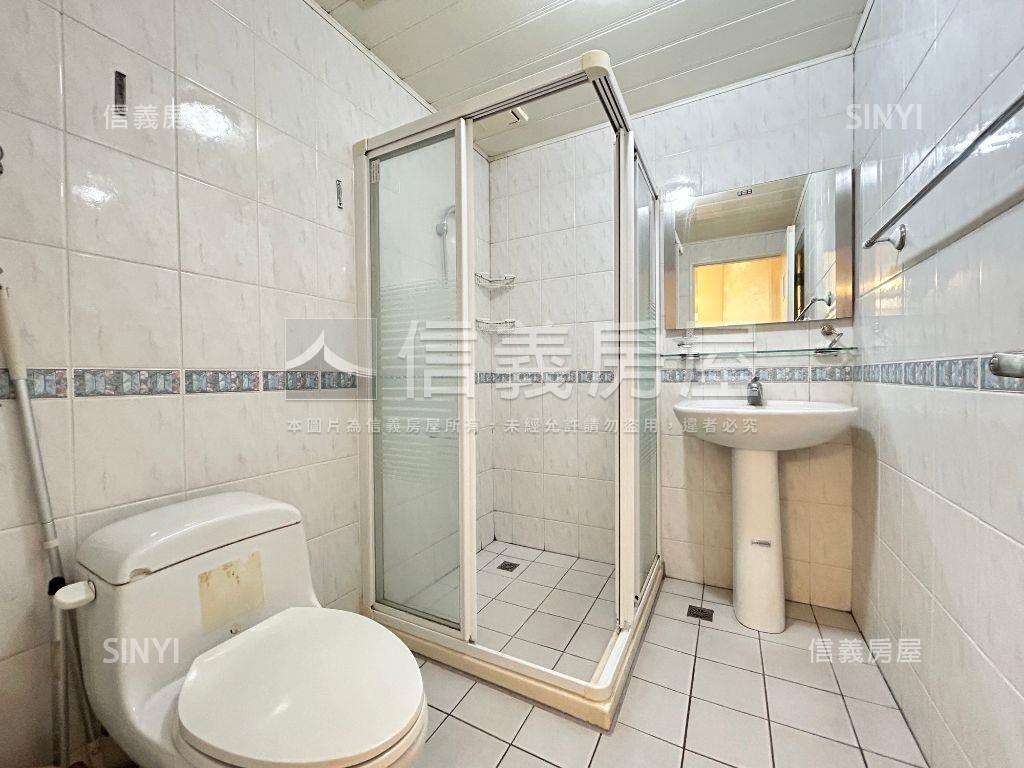 專任市政新境３房平車視野房屋室內格局與周邊環境