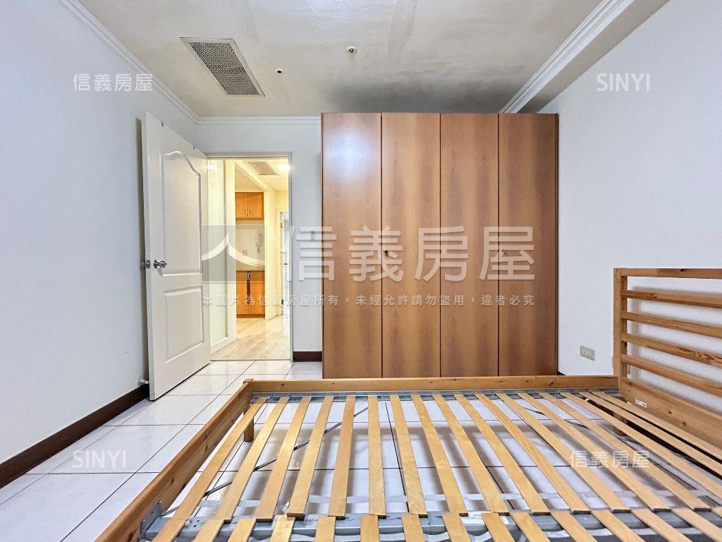 專任市政新境３房平車視野房屋室內格局與周邊環境