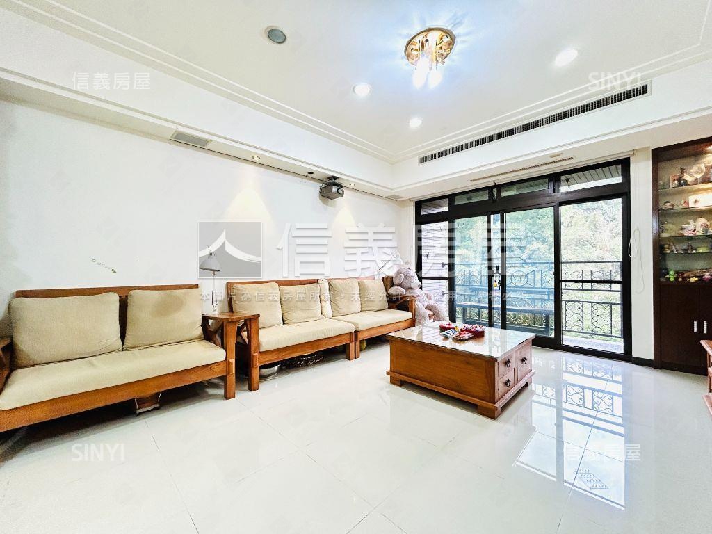 碧湖大苑‧四房車位房屋室內格局與周邊環境