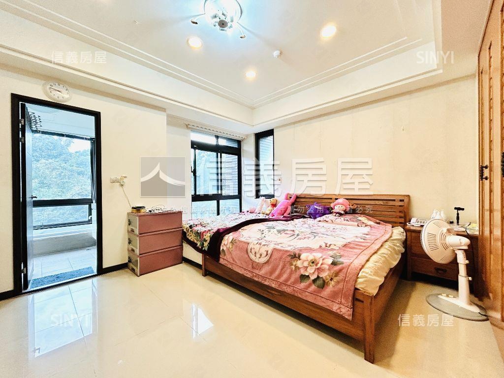 碧湖大苑‧四房車位房屋室內格局與周邊環境