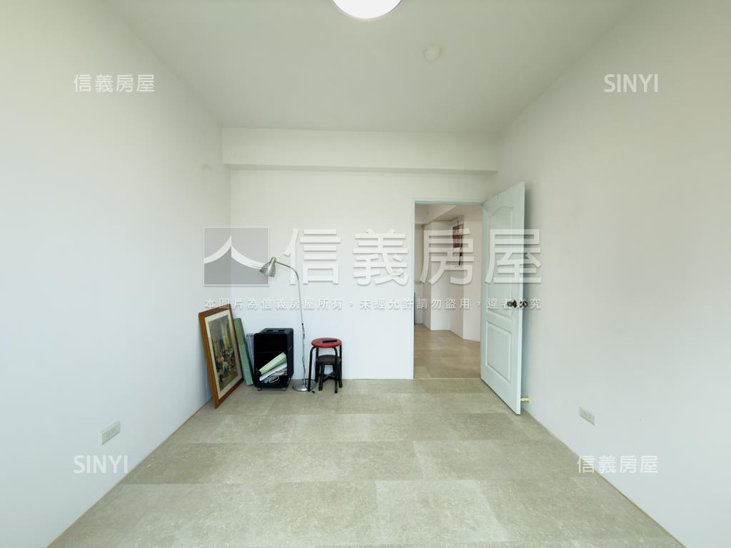 銀舜雙星美景亮麗優質３房房屋室內格局與周邊環境