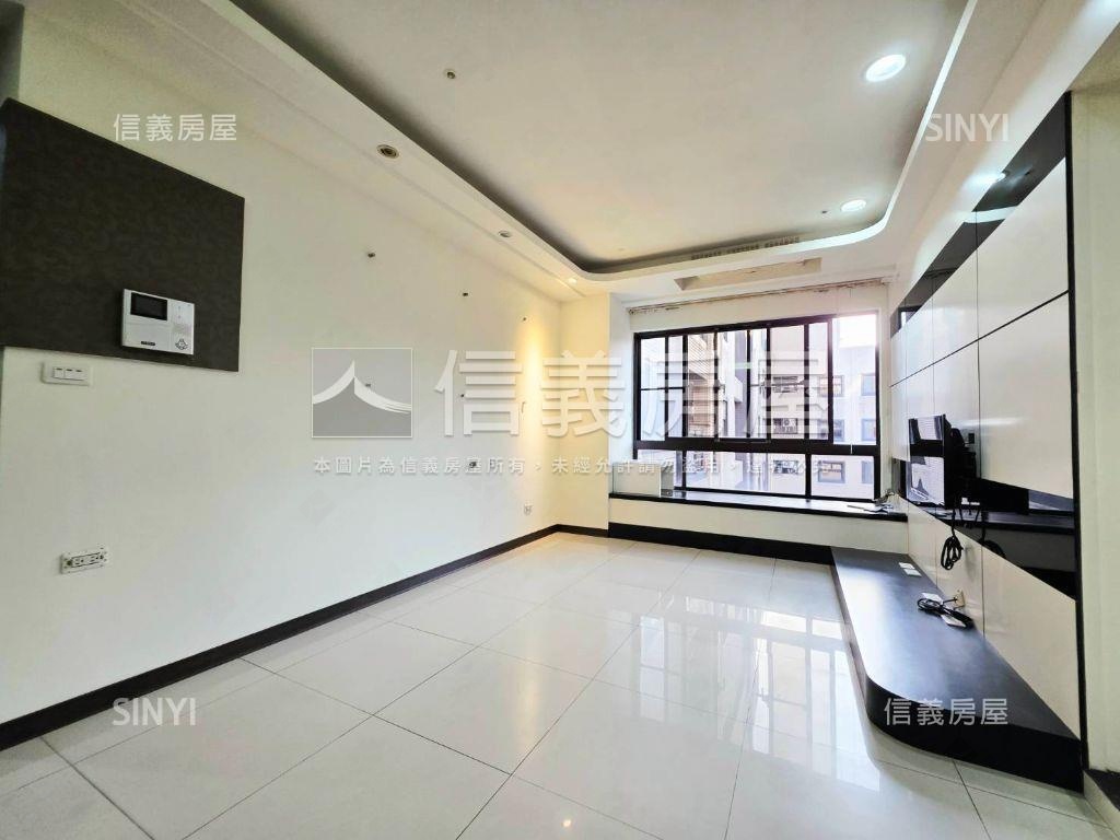 ＵＰＴＯＷＮ次頂樓大兩房房屋室內格局與周邊環境