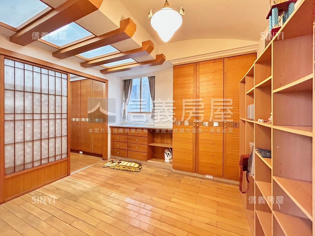 搶手捷運宏慶單層獨戶豪邸房屋室內格局與周邊環境