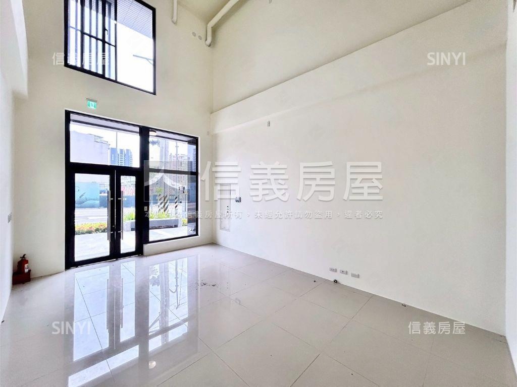 稀有！昌祐閱灣店面附車位房屋室內格局與周邊環境