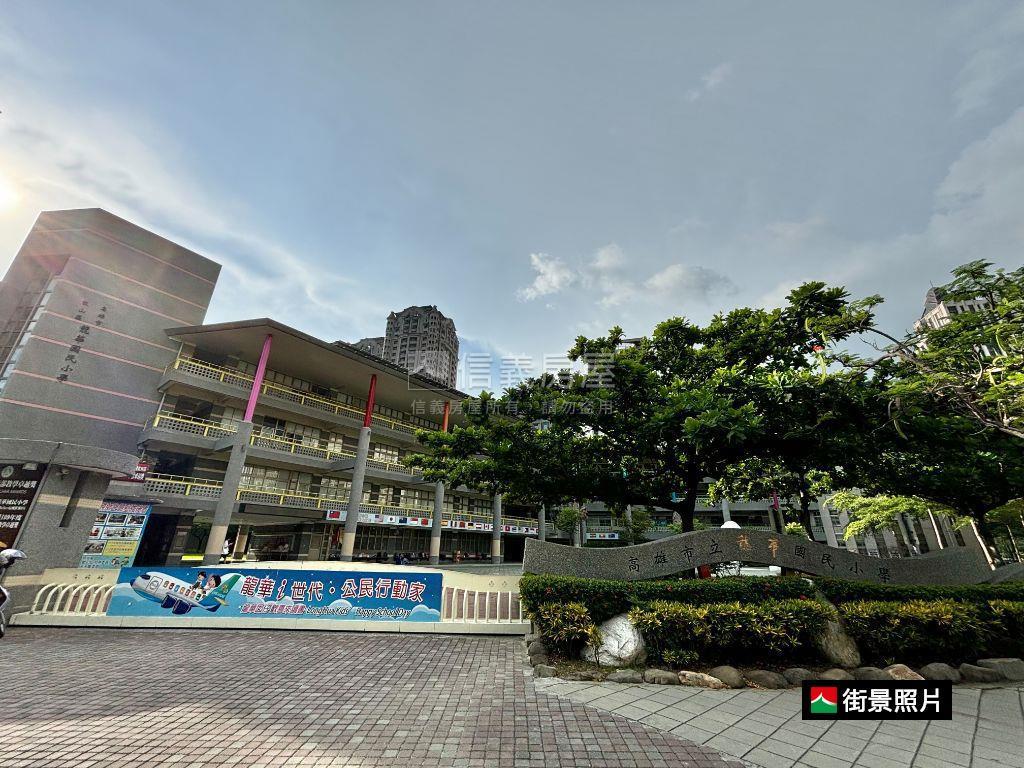 Ｒ１４景觀邊間３房車位房屋室內格局與周邊環境