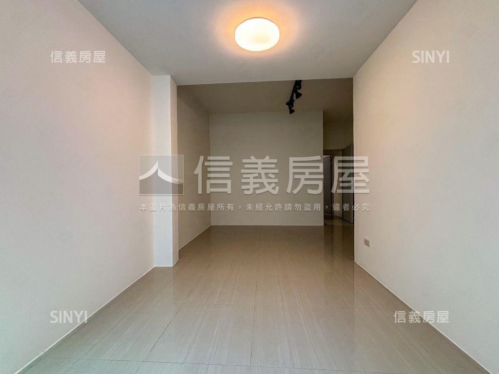 流行音樂中心旁公寓一樓房屋室內格局與周邊環境
