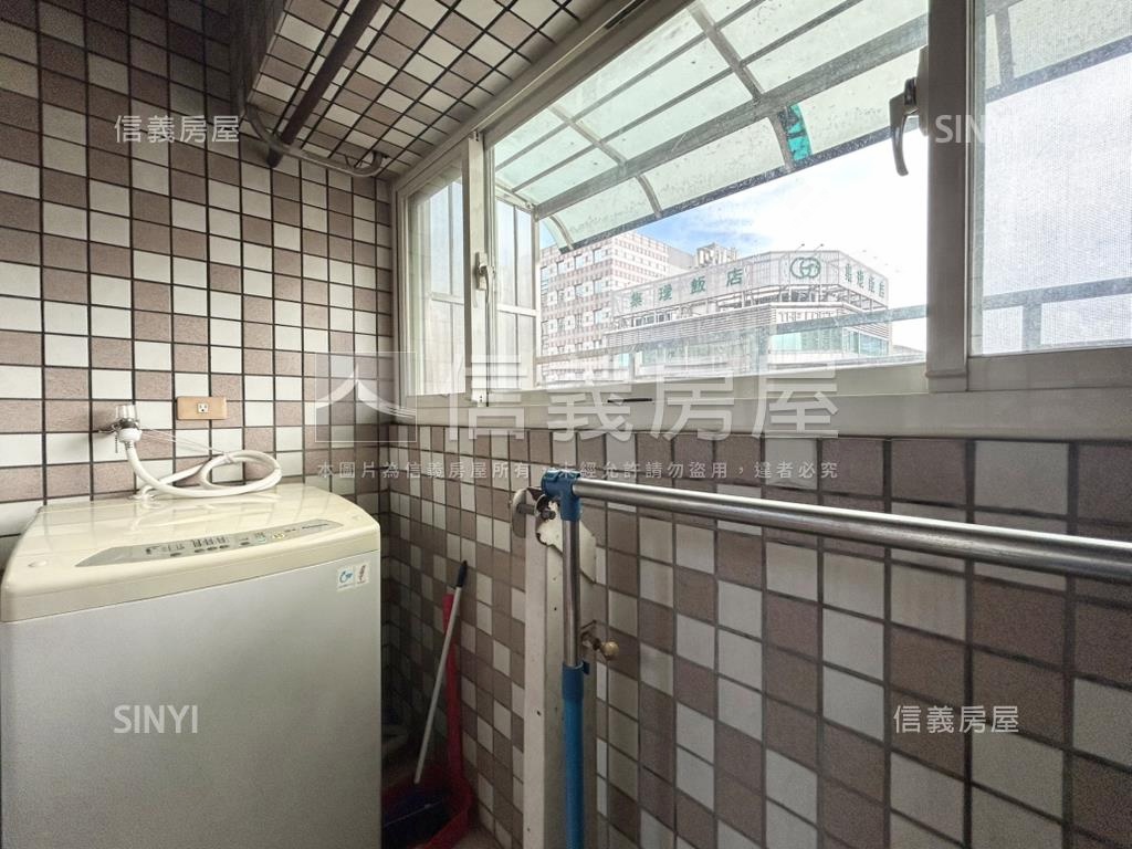 獨立陽台˙精緻套房房屋室內格局與周邊環境