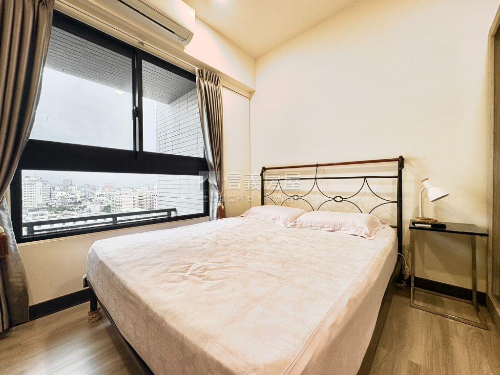 太子君峰會四房朝東平車讚房屋室內格局與周邊環境