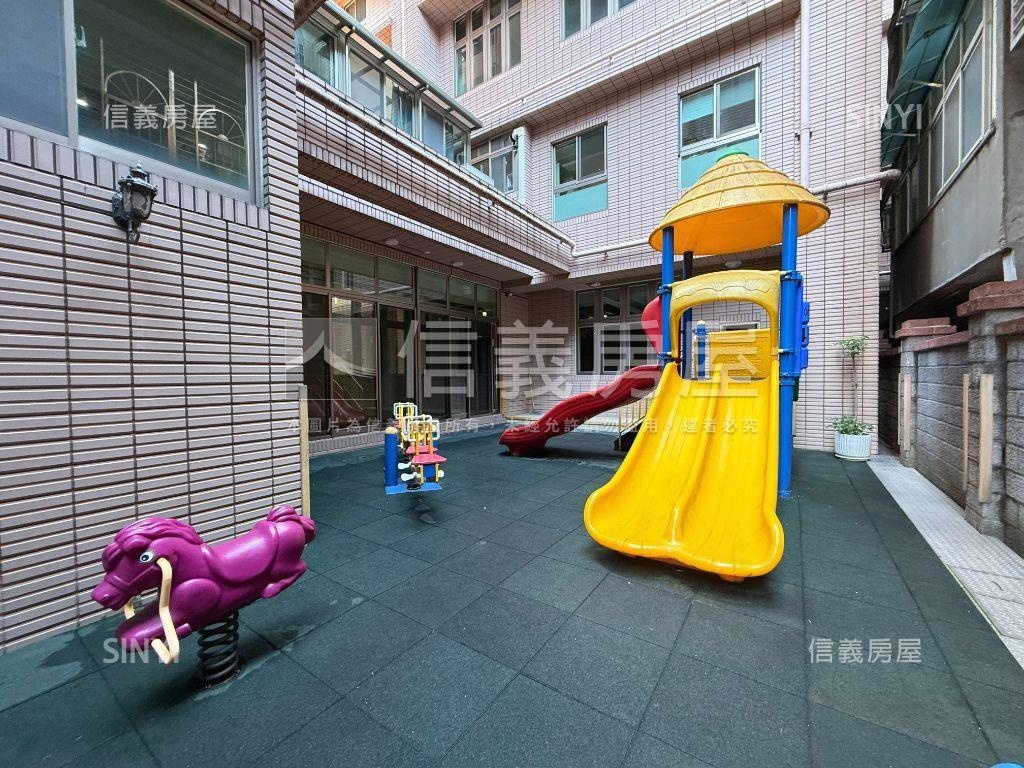 東利八方高樓２房坡道車位房屋室內格局與周邊環境