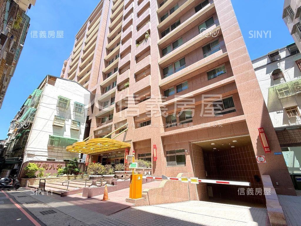 東利八方高樓２房坡道車位房屋室內格局與周邊環境