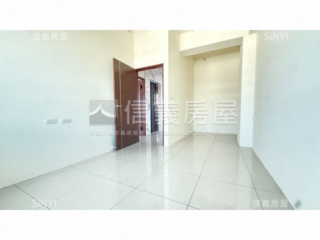 可升降！全新邊間臨路別墅房屋室內格局與周邊環境