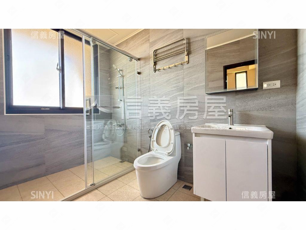 可升降！全新邊間臨路別墅房屋室內格局與周邊環境