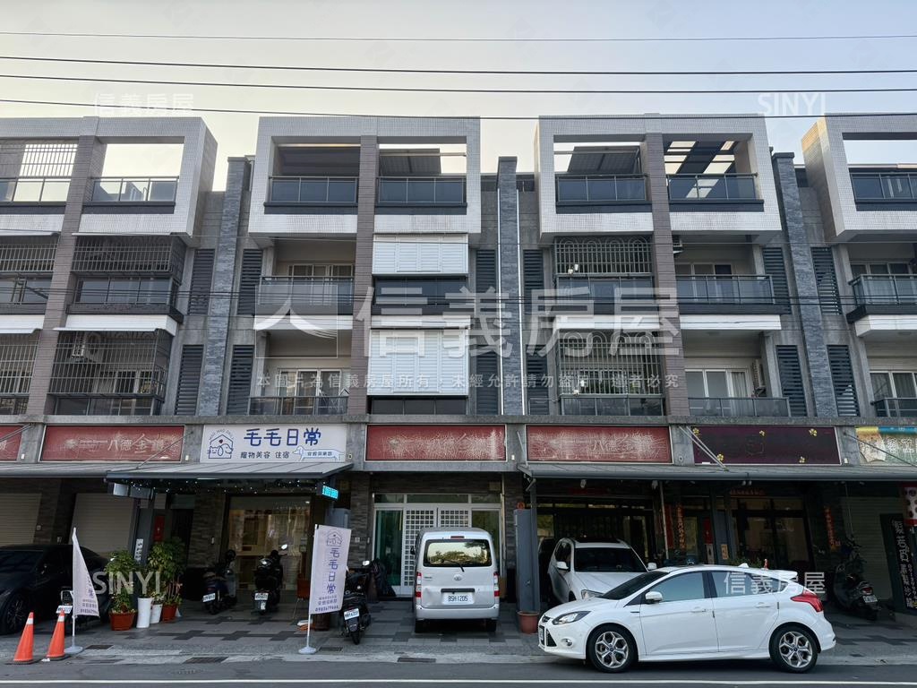 面公園吃市輕屋齡美透房屋室內格局與周邊環境