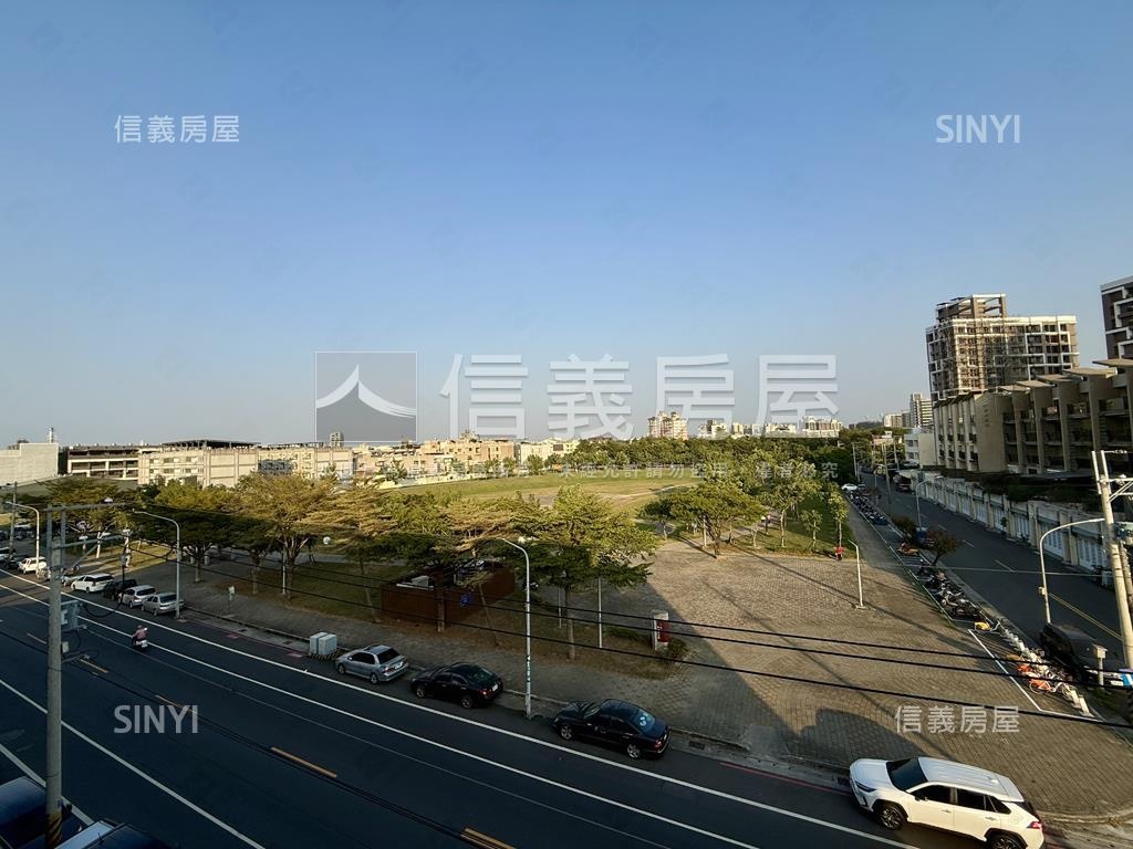 面公園吃市輕屋齡美透房屋室內格局與周邊環境