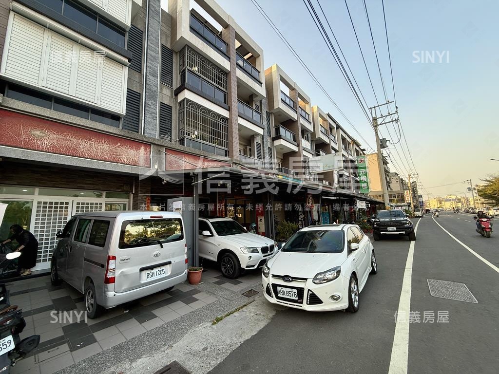 面公園吃市輕屋齡美透房屋室內格局與周邊環境