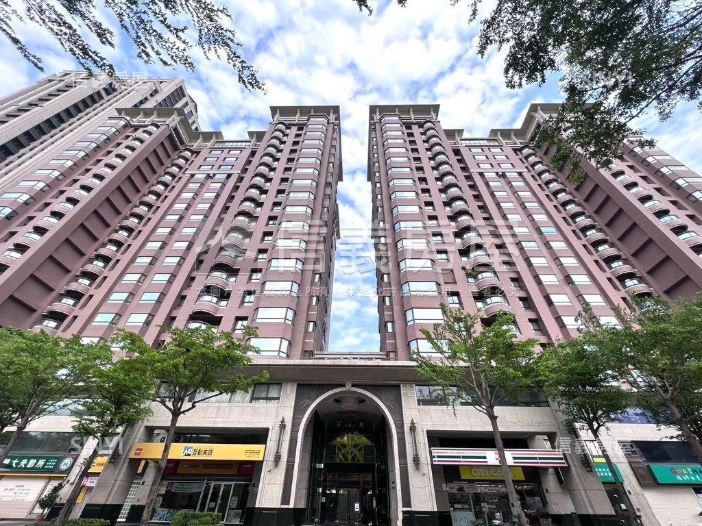 農十六堅山高樓校園首排房屋室內格局與周邊環境