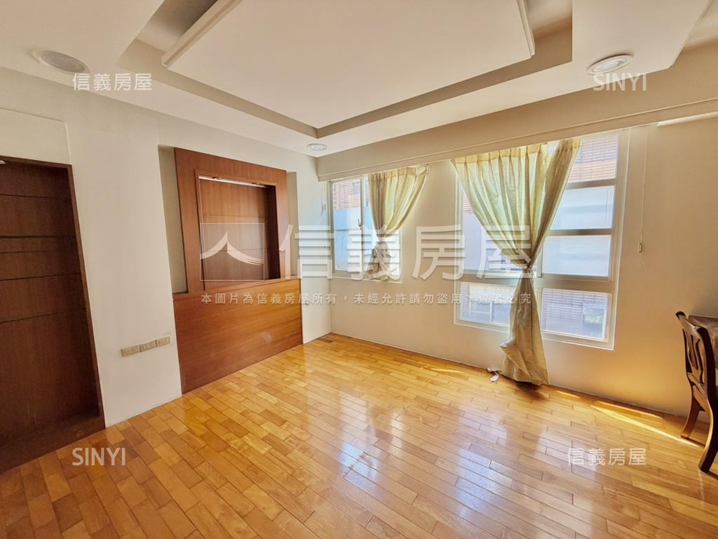 楓樹昭揚建設透天房屋室內格局與周邊環境