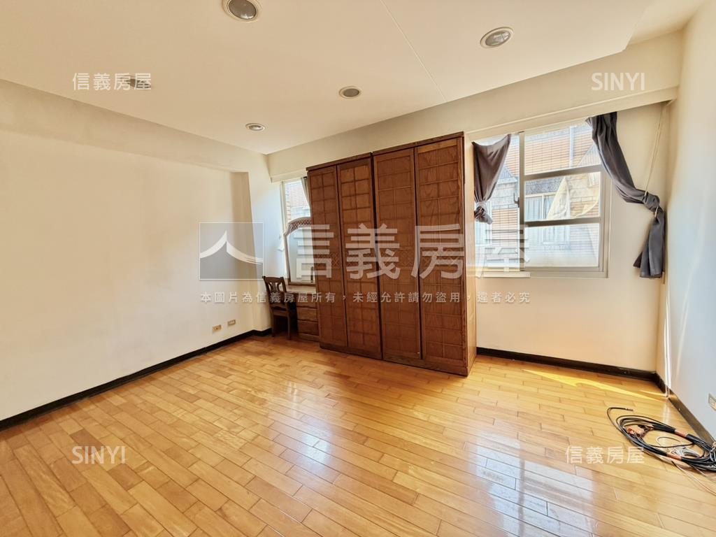 楓樹昭揚建設透天房屋室內格局與周邊環境