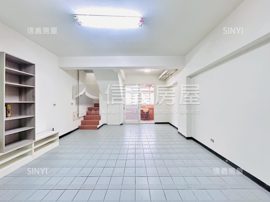 昭揚建設明亮採光透天房屋室內格局與周邊環境