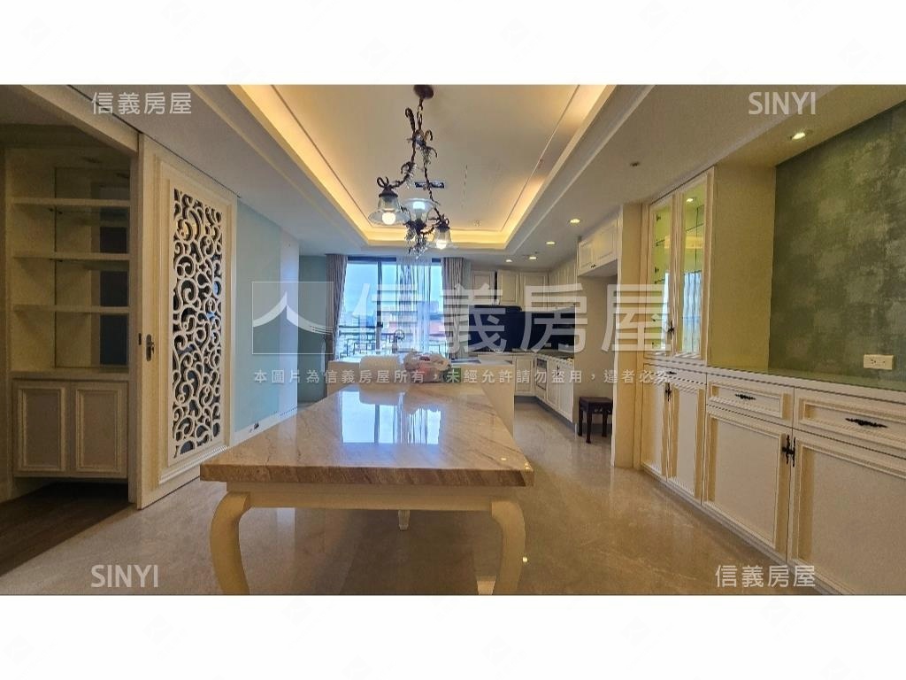 葛里法２Ｗ裝潢五房三車位房屋室內格局與周邊環境