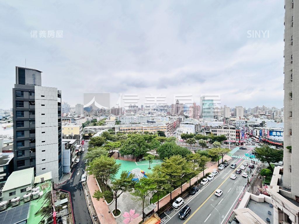 葛里法２Ｗ裝潢五房三車位房屋室內格局與周邊環境