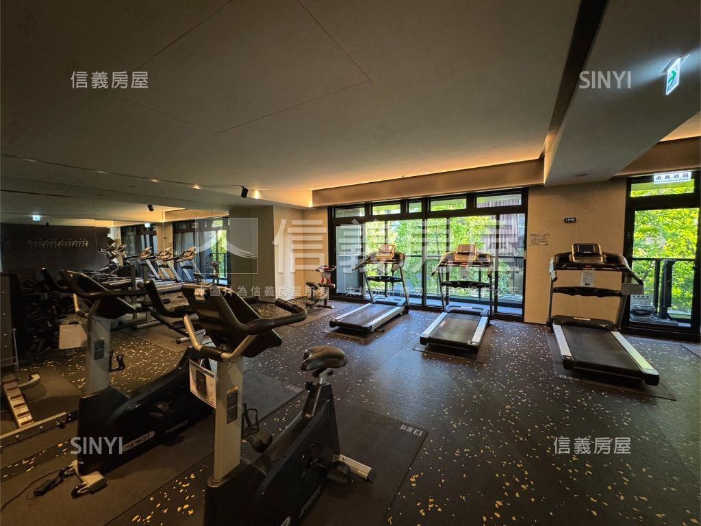 極美日日三房房屋室內格局與周邊環境