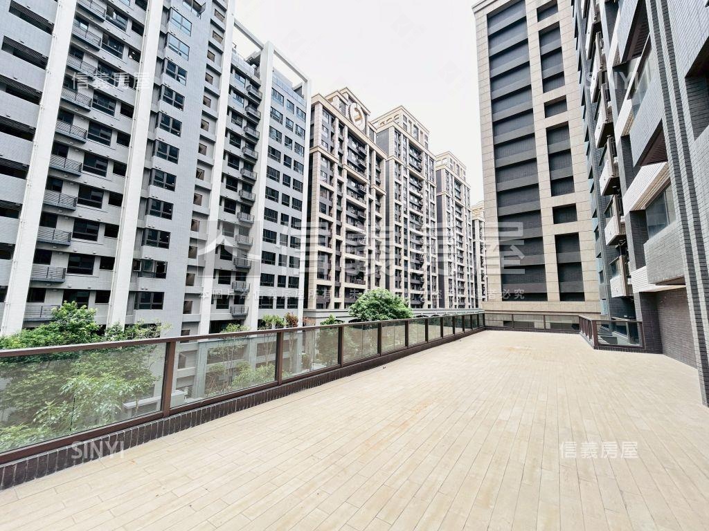 近高鐵Ｗ站前大露臺商辦房屋室內格局與周邊環境