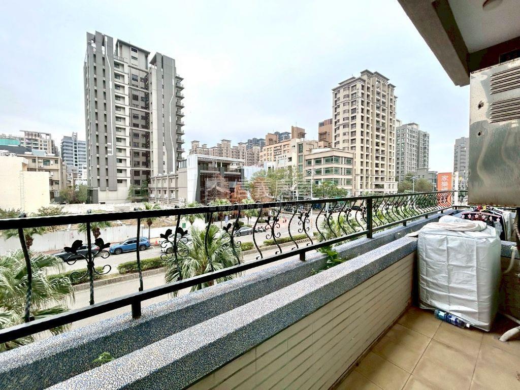 嘉豐五路挑高大空間美屋房屋室內格局與周邊環境