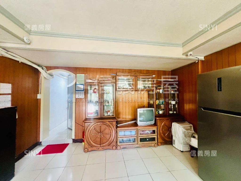 ✿新接稀有寶地收租美屋✿房屋室內格局與周邊環境