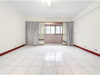 稀有新興路大空間四房車位