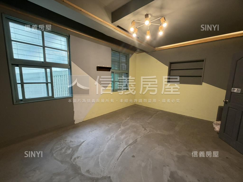 近火車站前鋒路透天房屋室內格局與周邊環境