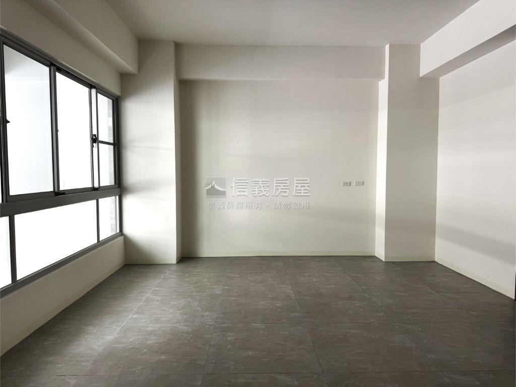近北區全新大面寬雙車墅房屋室內格局與周邊環境