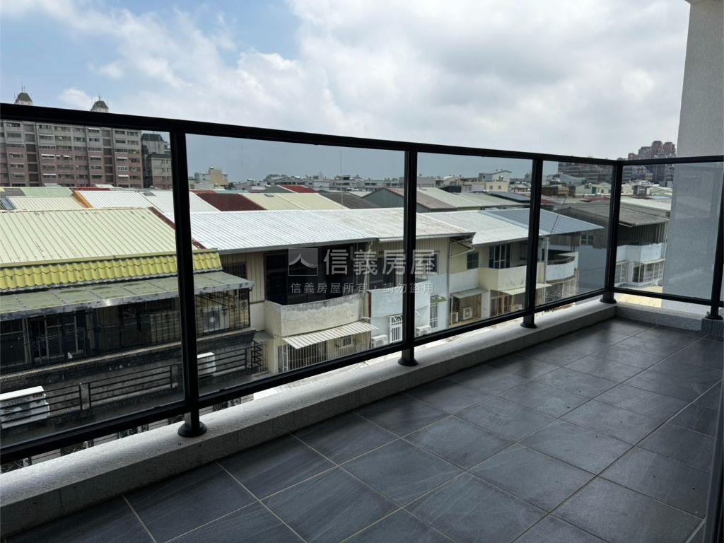 近北區全新大面寬雙車墅房屋室內格局與周邊環境