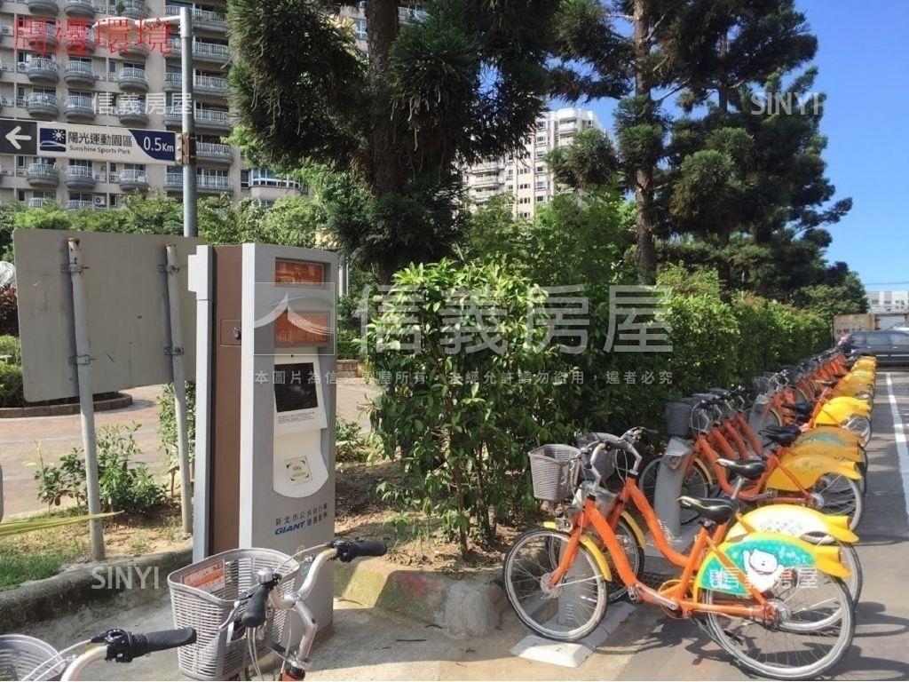 湯泉次高樓面公園４房房屋室內格局與周邊環境