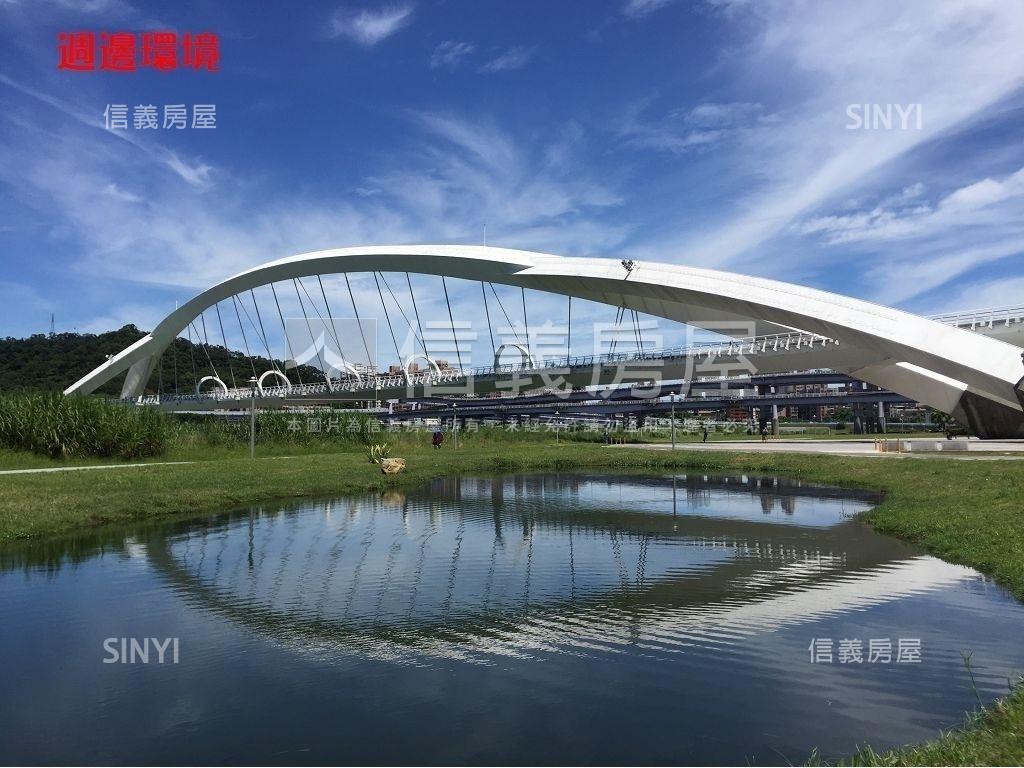 湯泉次高樓面公園４房房屋室內格局與周邊環境