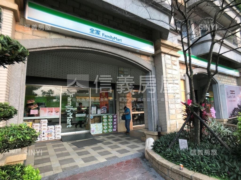 湯泉次高樓景觀４房房屋室內格局與周邊環境