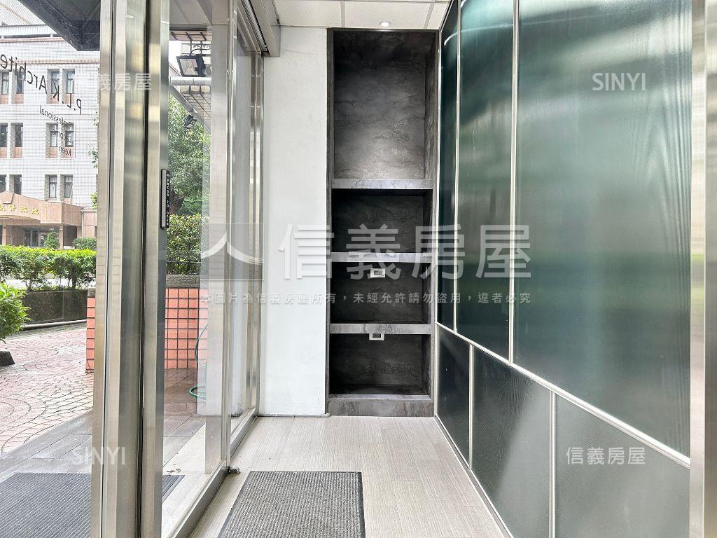 博愛社區黃金店面房屋室內格局與周邊環境