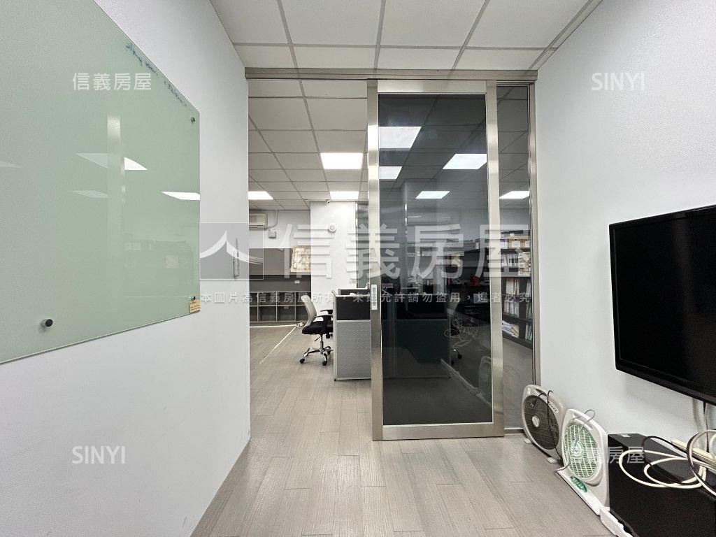 博愛社區黃金店面房屋室內格局與周邊環境