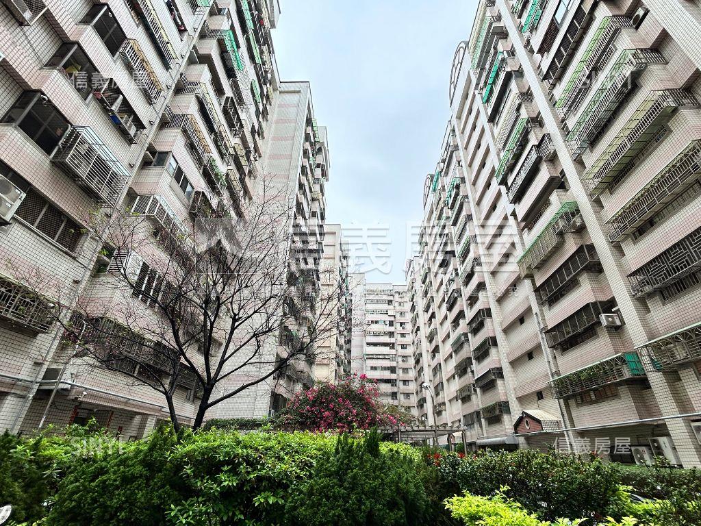 博愛社區黃金店面房屋室內格局與周邊環境