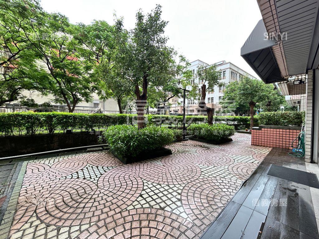 博愛社區黃金店面房屋室內格局與周邊環境