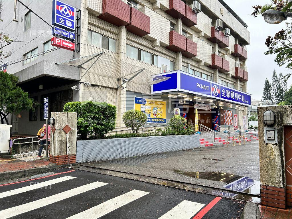 博愛社區黃金店面房屋室內格局與周邊環境