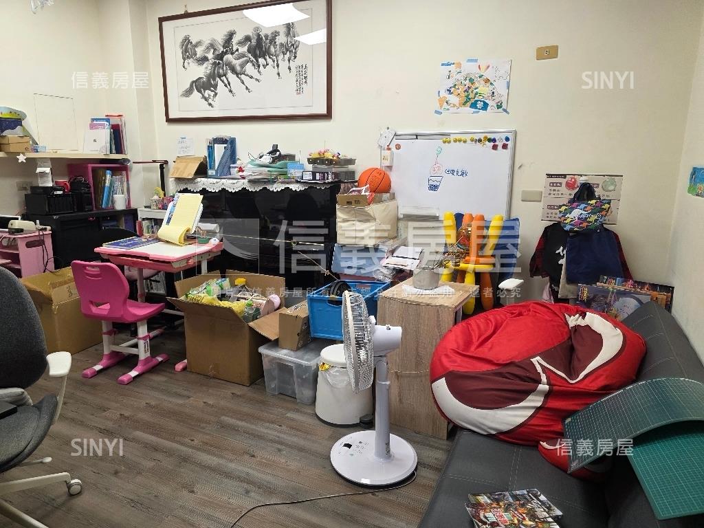 長安面寬便利一樓房屋室內格局與周邊環境