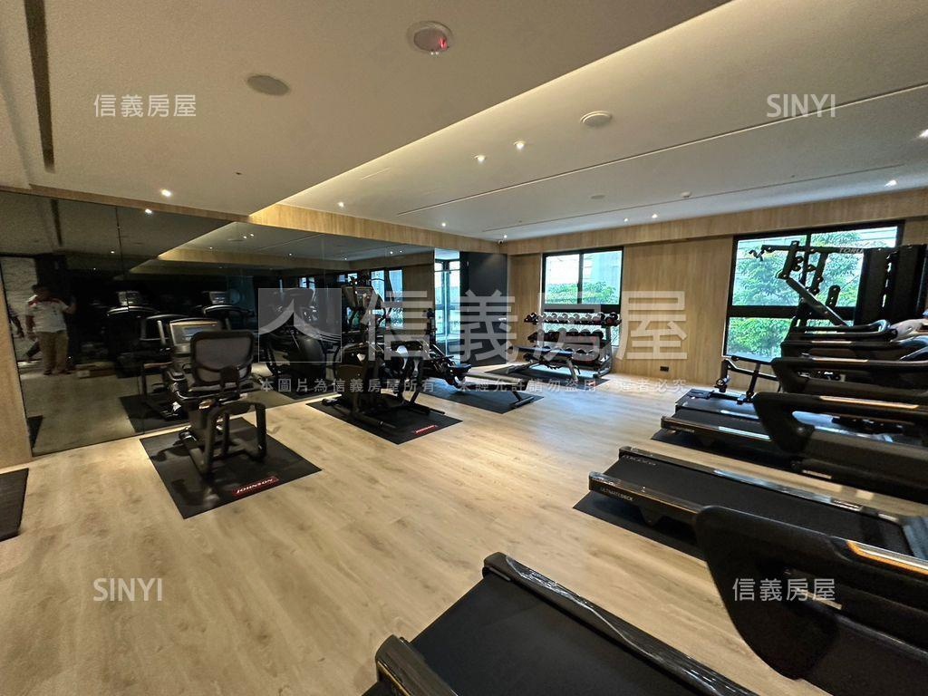 新案～自慢藏四房高樓車位房屋室內格局與周邊環境