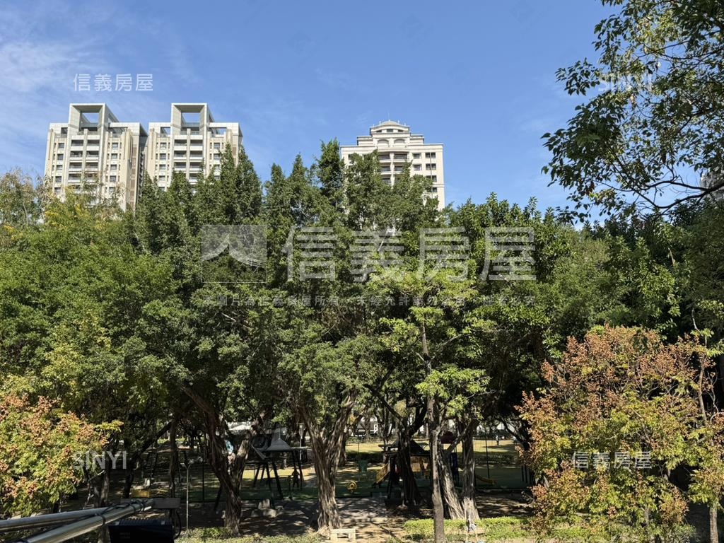 面南苑公園第一排透店房屋室內格局與周邊環境