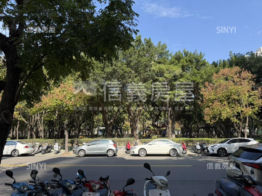 面南苑公園第一排透店房屋室內格局與周邊環境